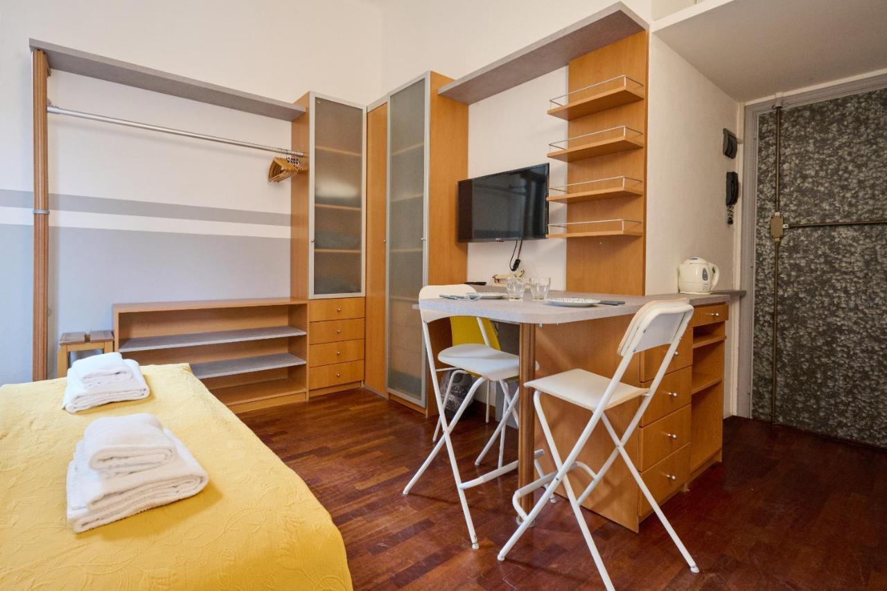 Artist Nadia'S Apartment In Porta Vercellina Milan Extérieur photo
